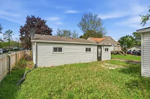 223 Tinbury Ln, Steger, IL 60475 - Photo 15