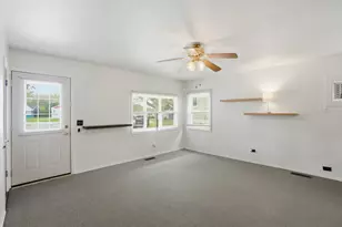 223 Tinbury Ln, Steger, IL 60475 - Photo 3