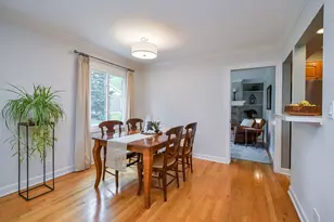 1541 Brittany Ct, Wheaton, IL 60189 - Photo 5