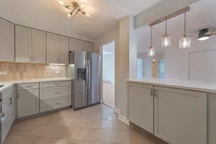 10353 Dearlove Rd, Glenview, IL 60025 - Photo 7