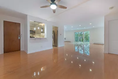 10353 Dearlove Road #3A, Glenview, IL 60025 - Photo 3