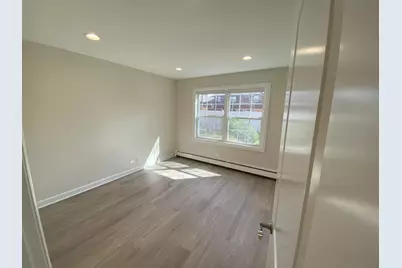 785 Pershing Avenue #4-A, Glen Ellyn, IL 60137 - Photo 5
