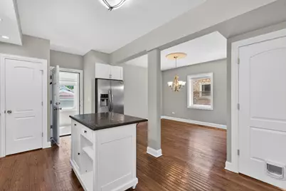3741 Clinton Avenue, Berwyn, IL 60402 - Photo 7