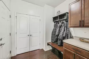 32 Catamaran Cir, Pingree Grove, IL 60140 - Photo 17
