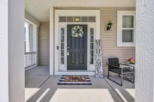 32 Catamaran Cir, Pingree Grove, IL 60140 - Photo 3