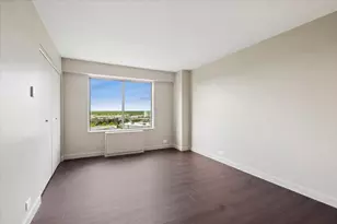 7033 N Kedzie Ave, Chicago, IL 60645 - Photo 9