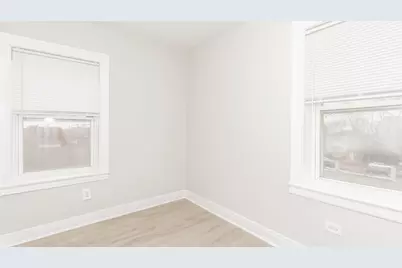 2716 W Rosemont Avenue #1, Chicago, IL 60659 - Photo 7