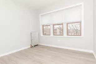 2716 W Rosemont Ave, Chicago, IL 60659 - Photo 3