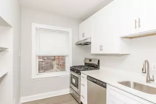2716 W Rosemont Ave, Chicago, IL 60659 - Photo 5