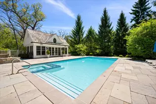 30 Bridlewood Rd, Northbrook, IL 60062 - Photo 25