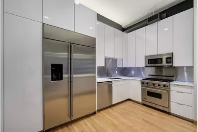 333 W Hubbard Street #713, Chicago, IL 60654 - Photo 9