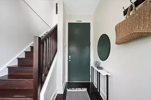 1257 W Addison St, Chicago, IL 60613 - Photo 3