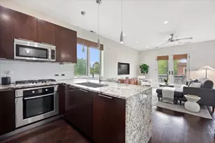 1257 W Addison St, Chicago, IL 60613 - Photo 9