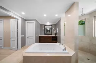2614 Castilla Isle, Fort Lauderdale, FL 33301 - Photo 35