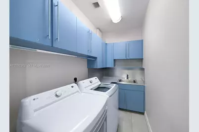 2614 Castilla Isle, Fort Lauderdale, FL 33301 - Photo 51