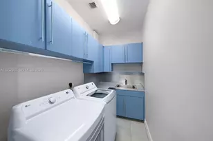 2614 Castilla Isle, Fort Lauderdale, FL 33301 - Photo 51