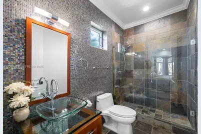2614 Castilla Isle, Fort Lauderdale, FL 33301 - Photo 47