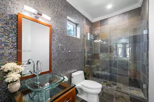 2614 Castilla Isle, Fort Lauderdale, FL 33301 - Photo 47
