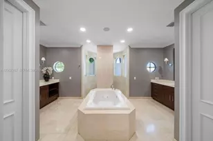 2614 Castilla Isle, Fort Lauderdale, FL 33301 - Photo 33