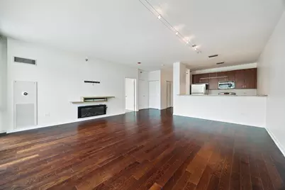 757 N Orleans Street #605, Chicago, IL 60654 - Photo 7