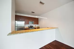 757 N Orleans St, Chicago, IL 60654 - Photo 11