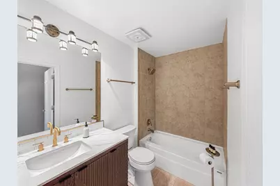 845 N Kingsbury Street #405, Chicago, IL 60610 - Photo 7
