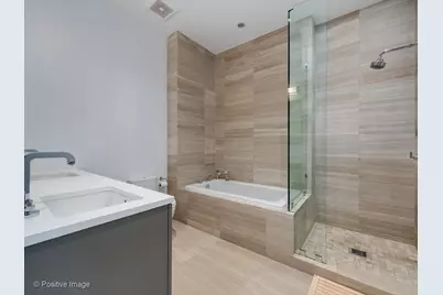 668 N Kingsbury Street #206, Chicago, IL 60654 - Photo 21