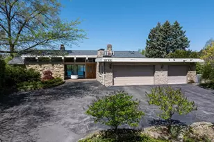2100 Valley Lo Ln, Glenview, IL 60025 - Photo 3