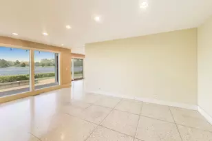 2100 Valley Lo Ln, Glenview, IL 60025 - Photo 19