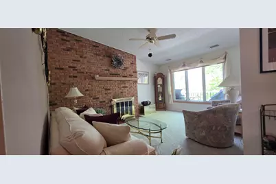 171 Grove Avenue #D, Des Plaines, IL 60016 - Photo 3