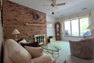171 Grove Ave, Des Plaines, IL 60016 - Photo 3