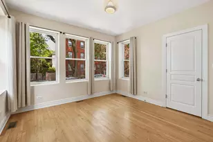 1443 W Victoria St, Chicago, IL 60660 - Photo 13