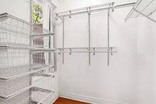 1443 W Victoria St, Chicago, IL 60660 - Photo 19