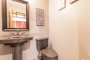 4940 190th St, Country Club Hills, IL 60478 - Photo 9