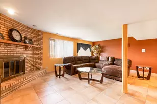 4940 190th St, Country Club Hills, IL 60478 - Photo 13