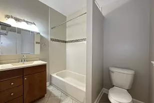 674 N Orleans St, Chicago, IL 60654 - Photo 19