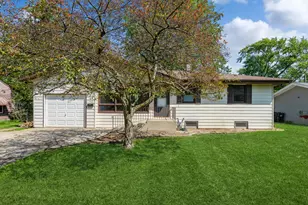 365 Harold St, Crystal Lake, IL 60014 - Photo 1