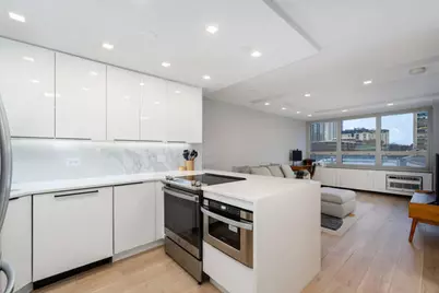 88 W Schiller Street #307L, Chicago, IL 60610 - Photo 5