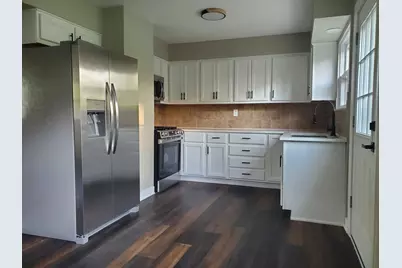 1048 Belle Plaine Avenue, Gurnee, IL 60031 - Photo 13