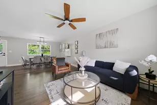 1048 Belle Plaine Ave, Gurnee, IL 60031 - Photo 17