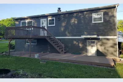 1048 Belle Plaine Avenue, Gurnee, IL 60031 - Photo 5