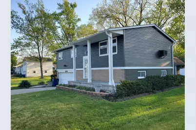 1048 Belle Plaine Avenue, Gurnee, IL 60031 - Photo 3