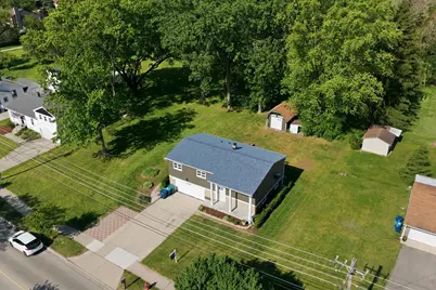 1048 Belle Plaine Avenue, Gurnee, IL 60031 - Photo 37