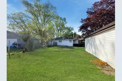 59 Chestnut Circle, Lindenhurst, IL 60046 - Photo 29