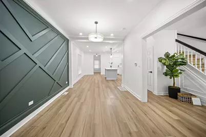 639 N Leamington Avenue, Chicago, IL 60644 - Photo 13