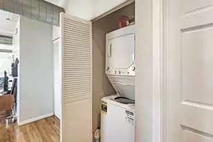 420 S Clinton St, Chicago, IL 60607 - Photo 17