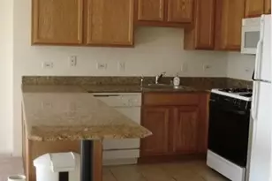 645 N Kingsbury St, Chicago, IL 60654 - Photo 3