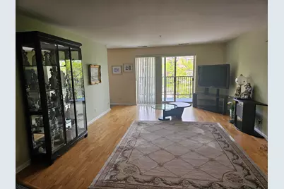 451 Town Place Circle #310, Buffalo Grove, IL 60089 - Photo 5