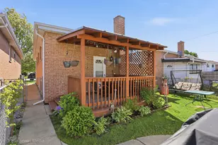 7514 Lockwood Ave, Burbank, IL 60459 - Photo 5