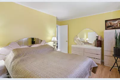 7514 Lockwood Avenue, Burbank, IL 60459 - Photo 13